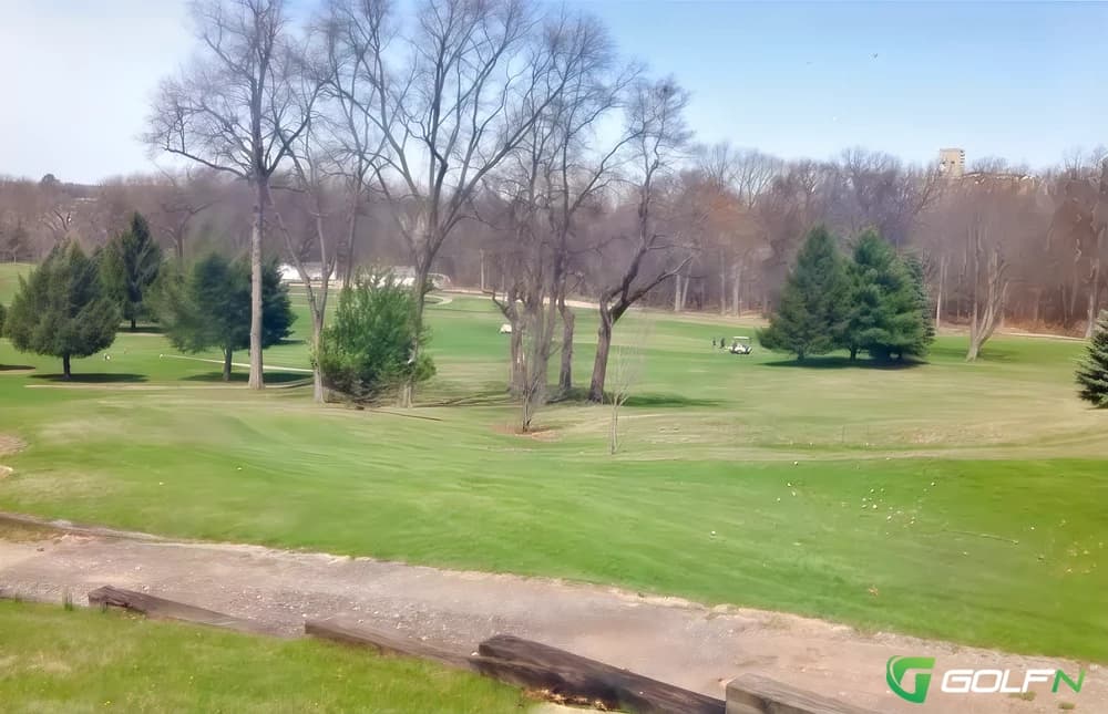 Dowagiac Elks Country Club in Dowagiac, Michigan — public, 9-hole golf course