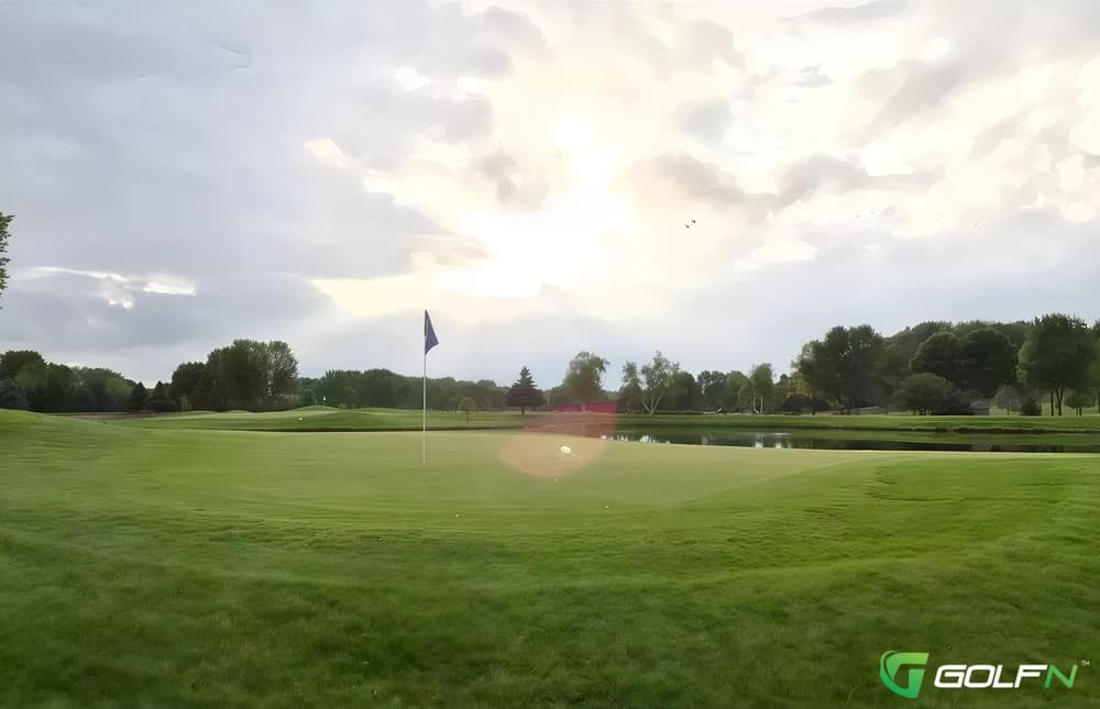 Golf Club At Cedar Creek in Onalaska, Wisconsin — private, 18-hole golf course, designed by Bob Lohmann (1990)