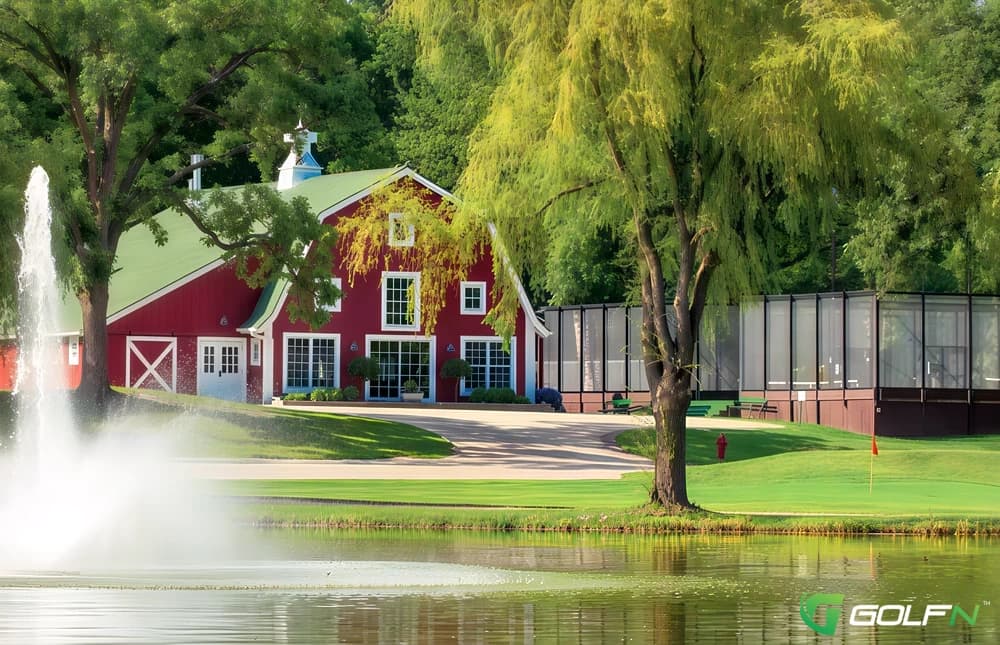 Woodhill Country Club in Wayzata, Minnesota — private, 18-hole golf course, designed by Donald Ross (1917)