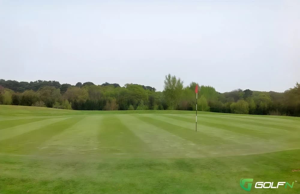Short - Hoebridge Golf Club in Surrey, England — semi-private, 36-hole golf course, designed by Hawtree Ltd