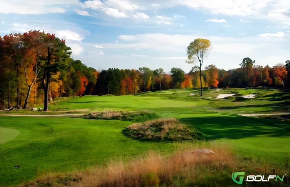 Connecticut National Golf Club in Putnam, Connecticut — semi-private, 18-hole golf course, designed by Mark Mungeam (2007)