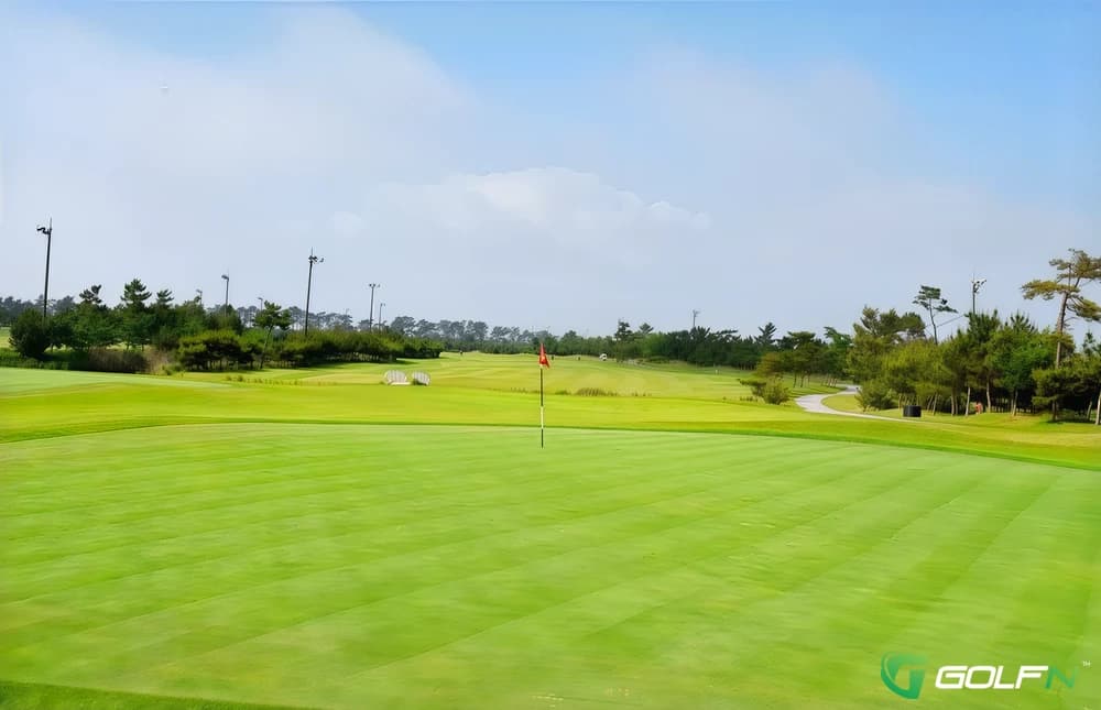 (Right)Sky - Gochang Country Club in Gochang-gun, Jeonrabugdo β semi-private, 3-hole golf course