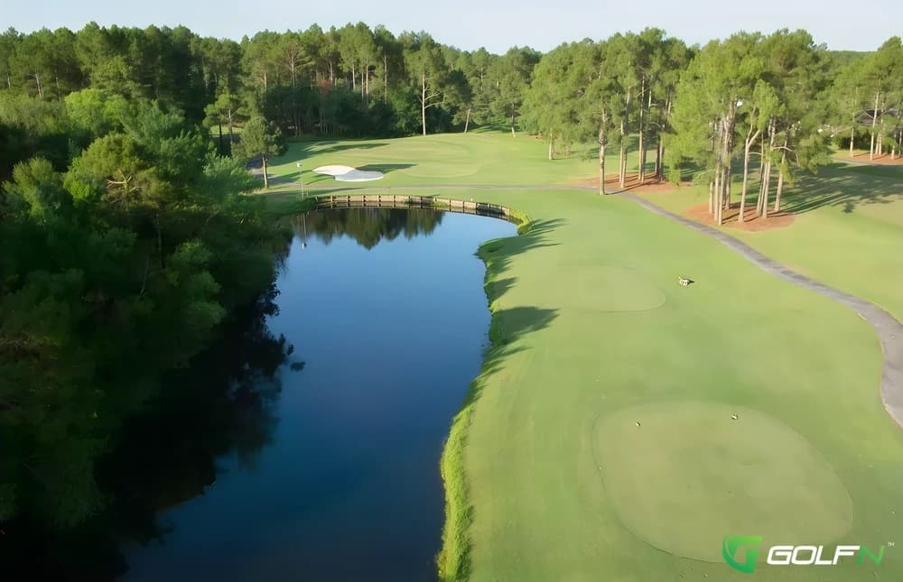 Sand/Piper - Sandpiper Bay Golf & Country Club in Sunset Beach, North Carolina — public, 18-hole golf course, designed by Dan Maples (1987)