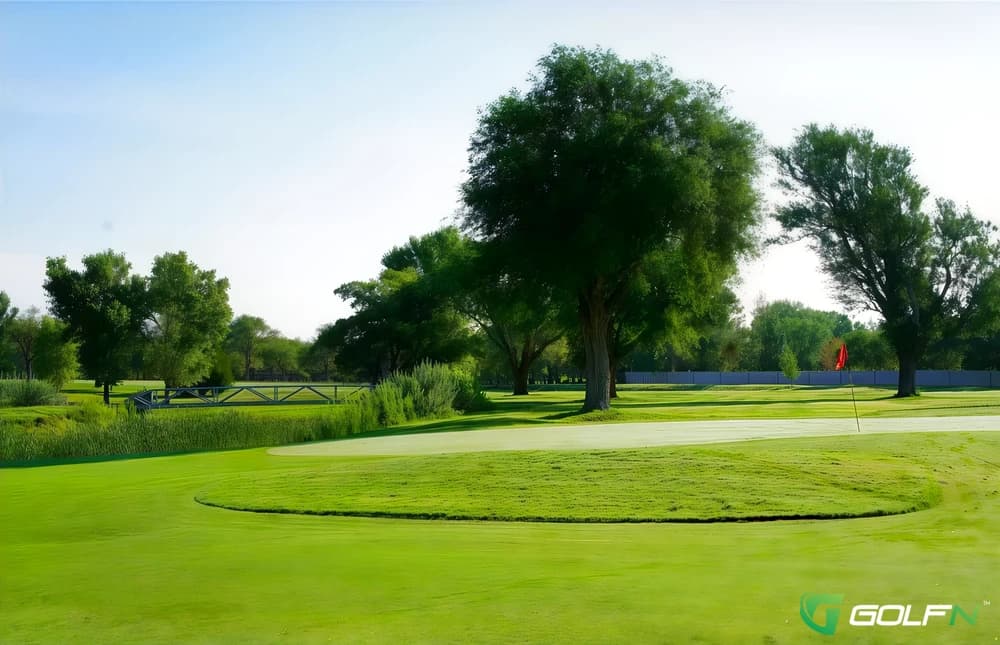 Borger Country Club in Borger, Texas — semi-private, 18-hole golf course