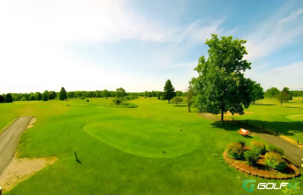 Hawk Meadows in Howell, Michigan — public, 18-hole golf course