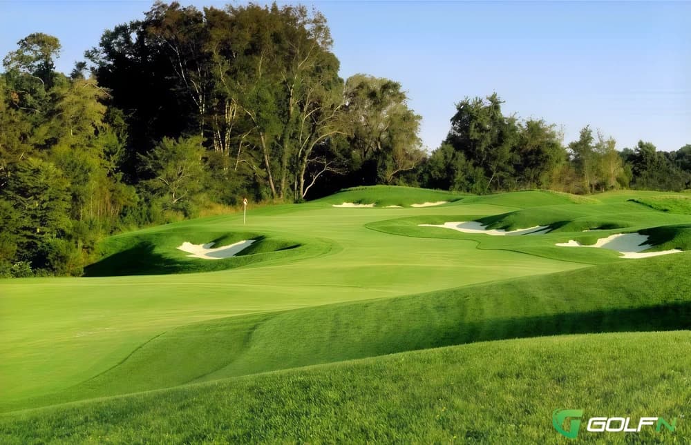 Frog Hollow Golf Club in Middletown, Delaware — public, 18-hole golf course, designed by David E. Horne (2000)