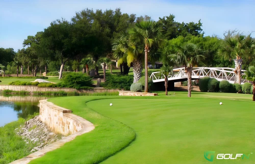 Slick Rock Golf Course(Horseshoe Bay Resort) in Horseshoe Bay, Texas — resort, 36-hole golf course, designed by Robert Trent Jones, Sr. (1985)