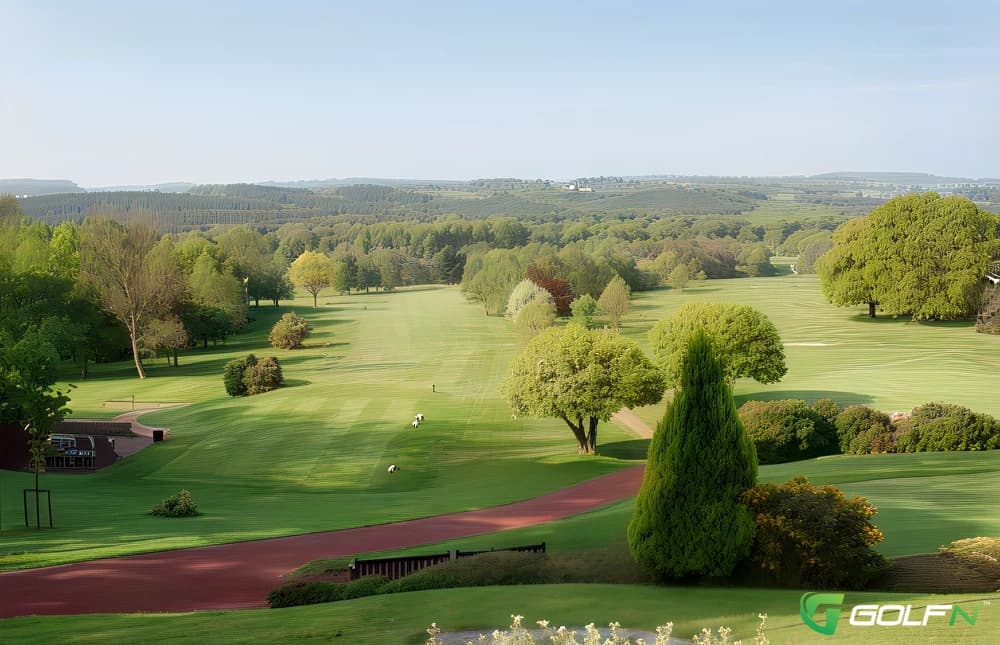 Chesterfield Golf Club Ltd in Derbyshire, England — semi-private, 18-hole golf course
