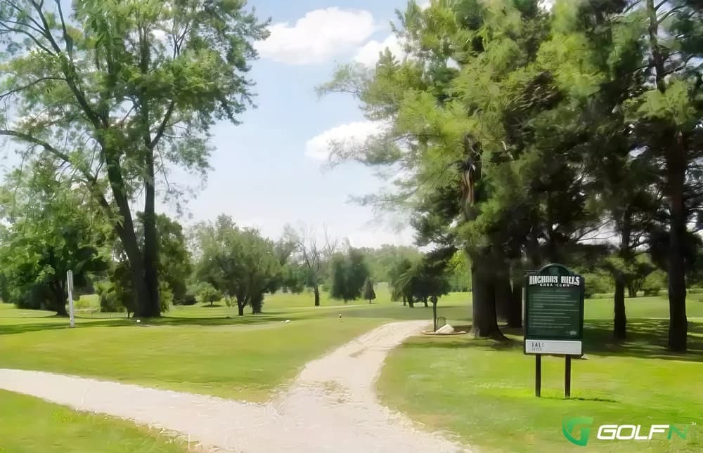 Par 3 - Borland Golf Center in New Wilmington, Pennsylvania — public, 9-hole golf course