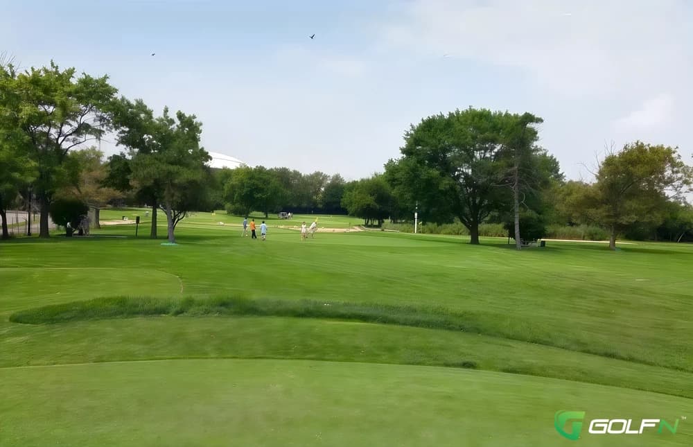 Flushing Meadows Pitch & Putt Golf Course in Flushing, New York — public, 18-hole golf course