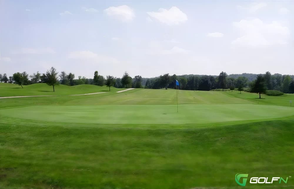 Meramec Lakes in Saint Clair, Missouri — public, 18-hole golf course, designed by Jerry Reible