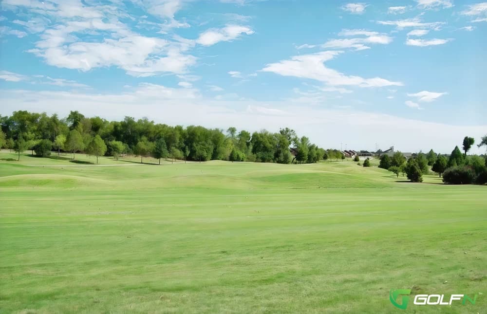 Links At Norman Golf And Country Club in Norman, Oklahoma — semi-private, 18-hole golf course, designed by Lyndy Lindsey (2010)