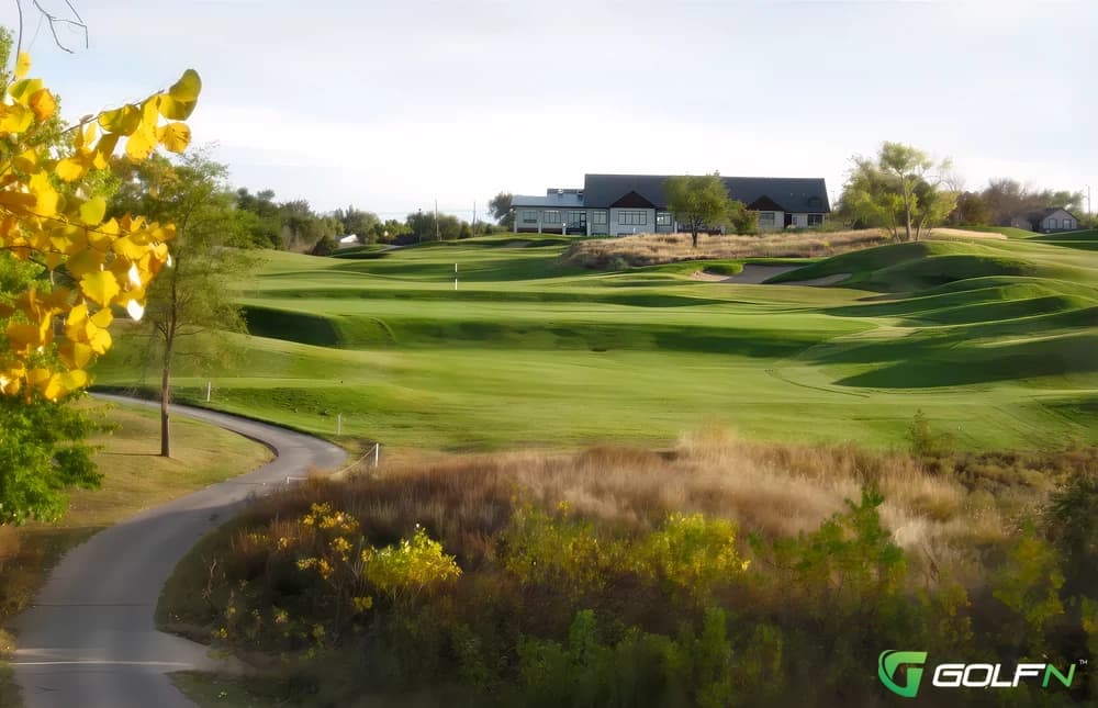 Tascosa Golf Club - La Paloma Course in Amarillo, Texas — private, 18-hole golf course, designed by Robert von Hagge (1985)