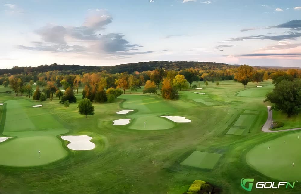 Sunnybrook Golf Club in Plymouth Meeting, Pennsylvania — private, 18-hole golf course, designed by Dr. Michael Hurdzan (2001)