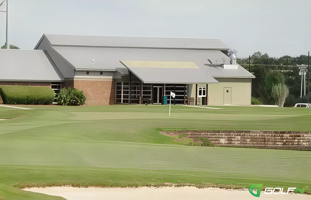 Wetlands Golf Course in Lafayette, Louisiana — public, 18-hole golf course