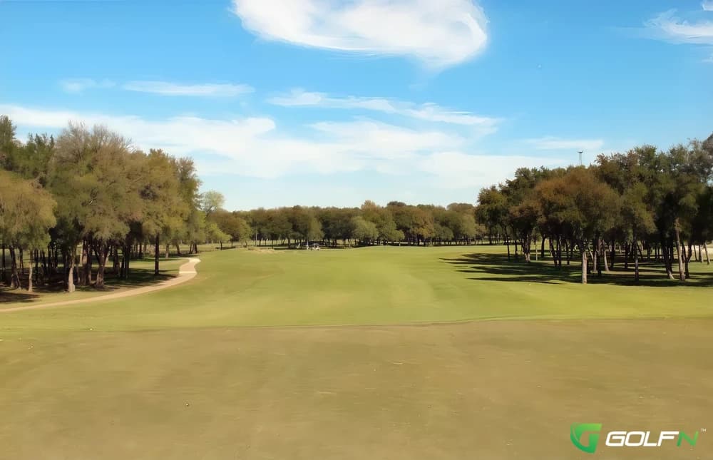 Luna Vista Golf Course in Dallas, Texas — public, 18-hole golf course, designed by Leon Howard