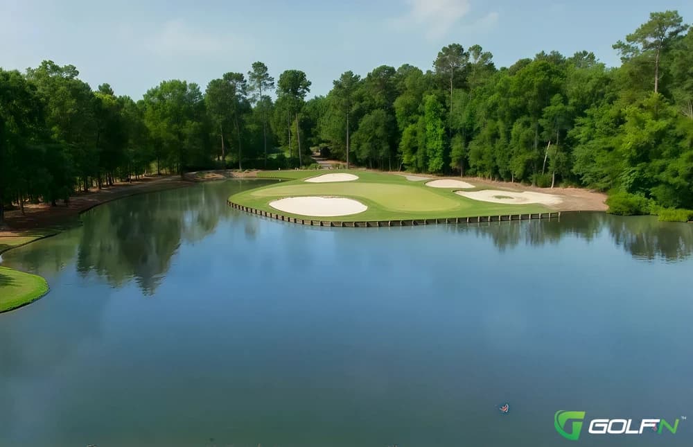 Waterway - Arrowhead Country Club in Myrtle Beach, South Carolina — public, 27-hole golf course, designed by Raymond Floyd (1994)