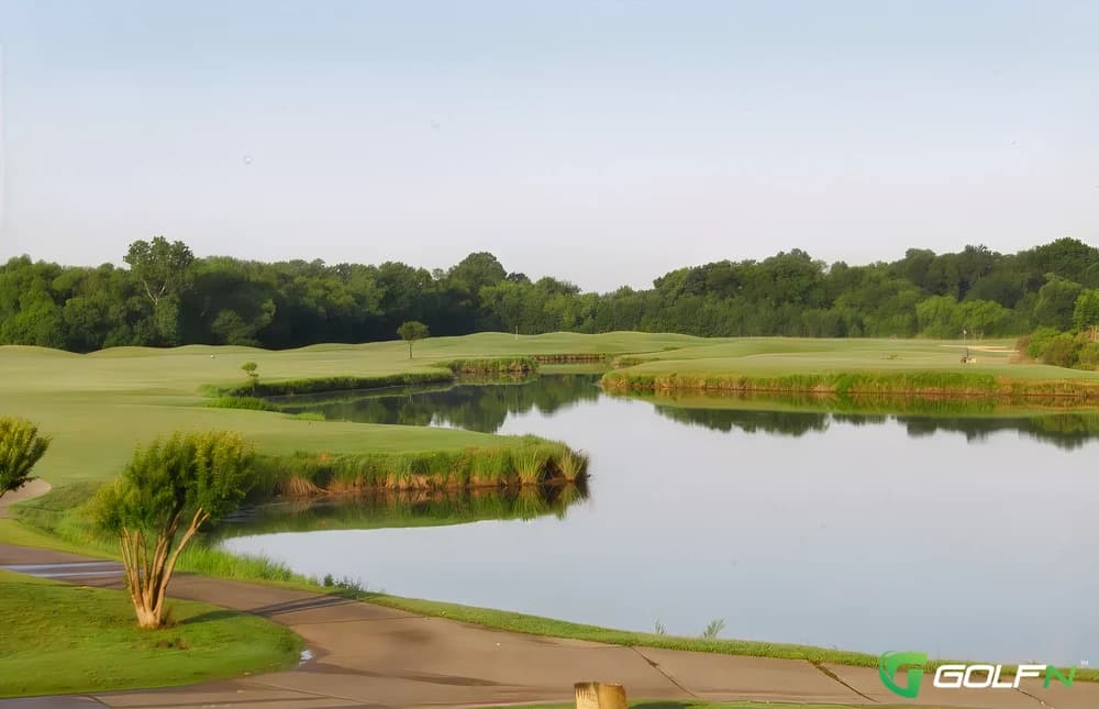 Riverside Golf Club in Grand Prairie, Texas — public, 18-hole golf course, designed by Roger Packard (1984)