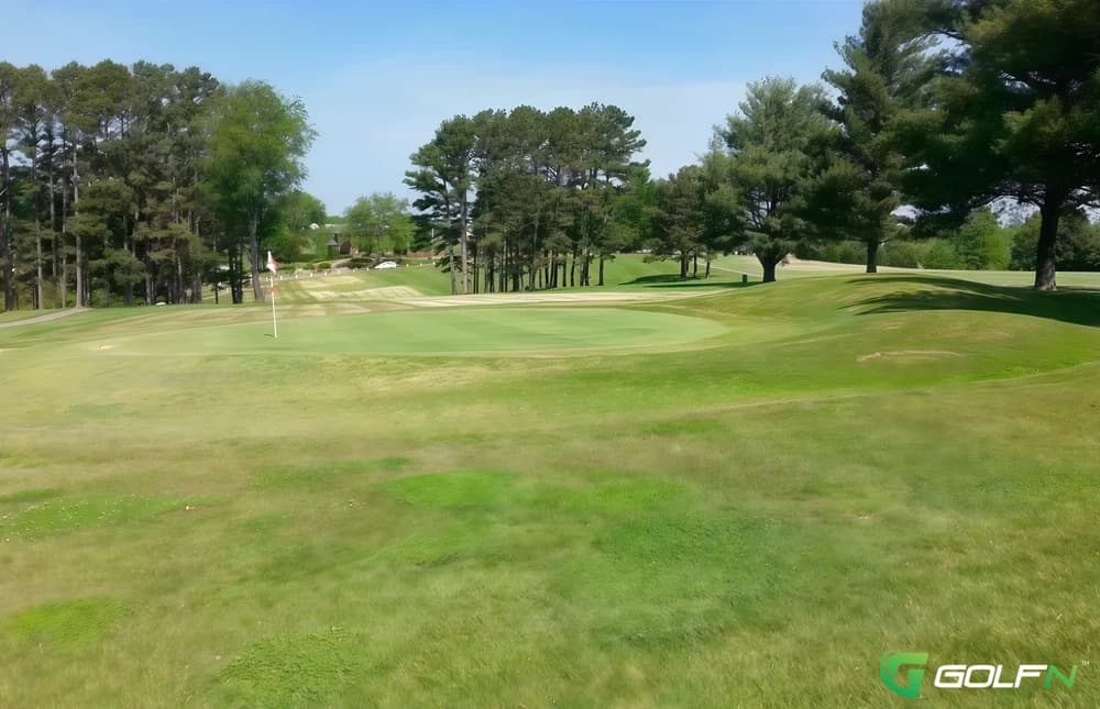 Perryville Country Club in Perryville, Missouri — semi-private, 18-hole golf course