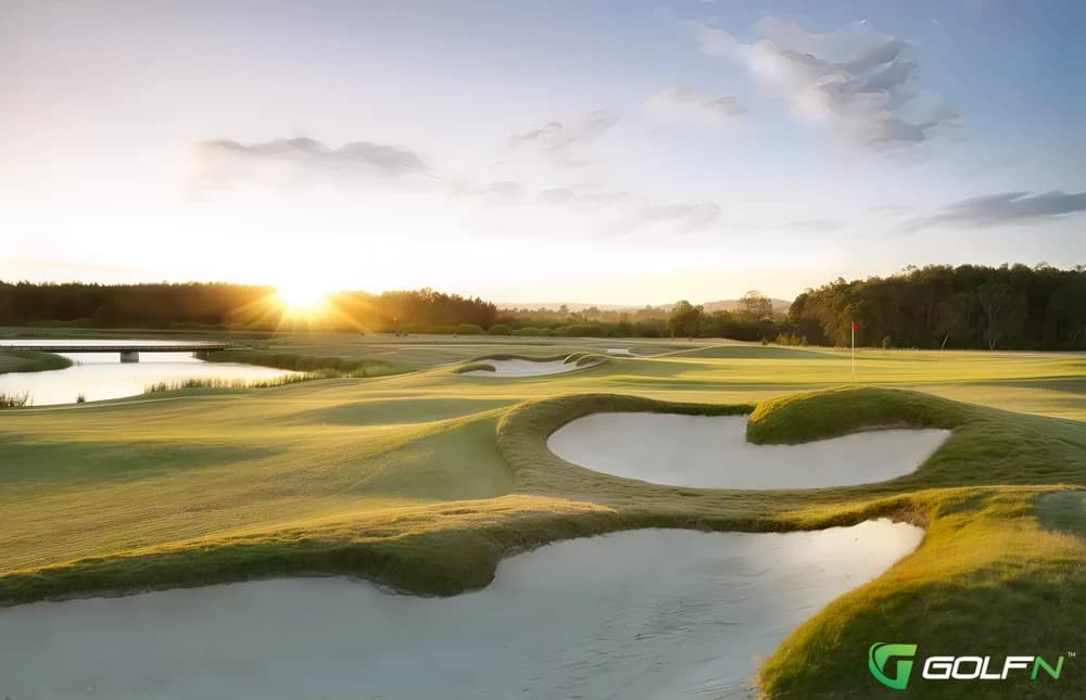 Maroochy River Golf Club in Bli Bli, Queensland β semi-private, 18-hole golf course, designed by Graham Marsh (2015)