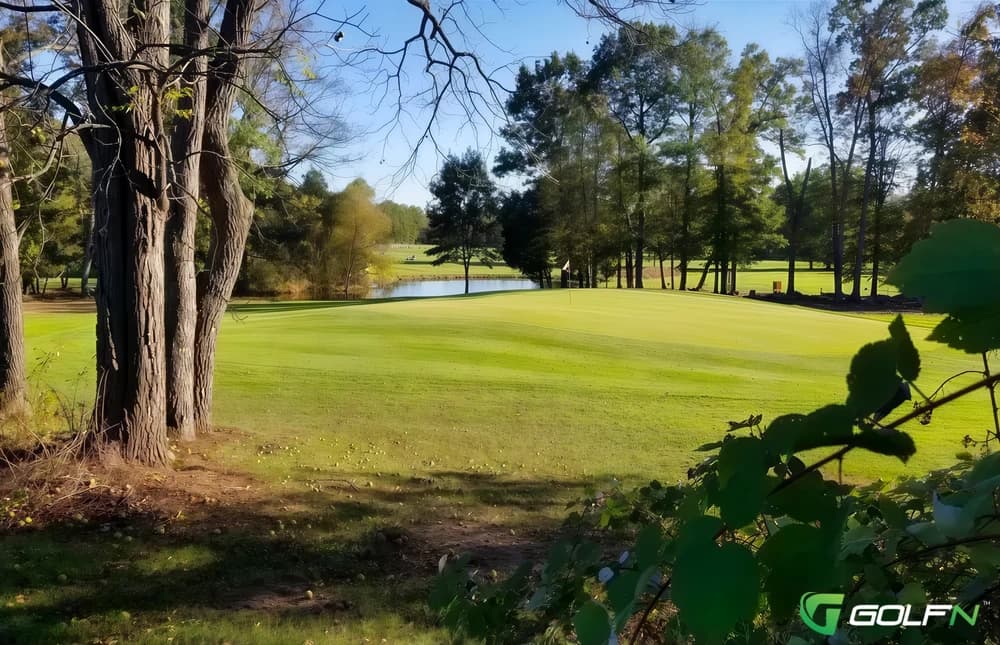 Fox Hollow Golf Club in Quakertown, Pennsylvania — public, 18-hole golf course, designed by David Gordon (1966)