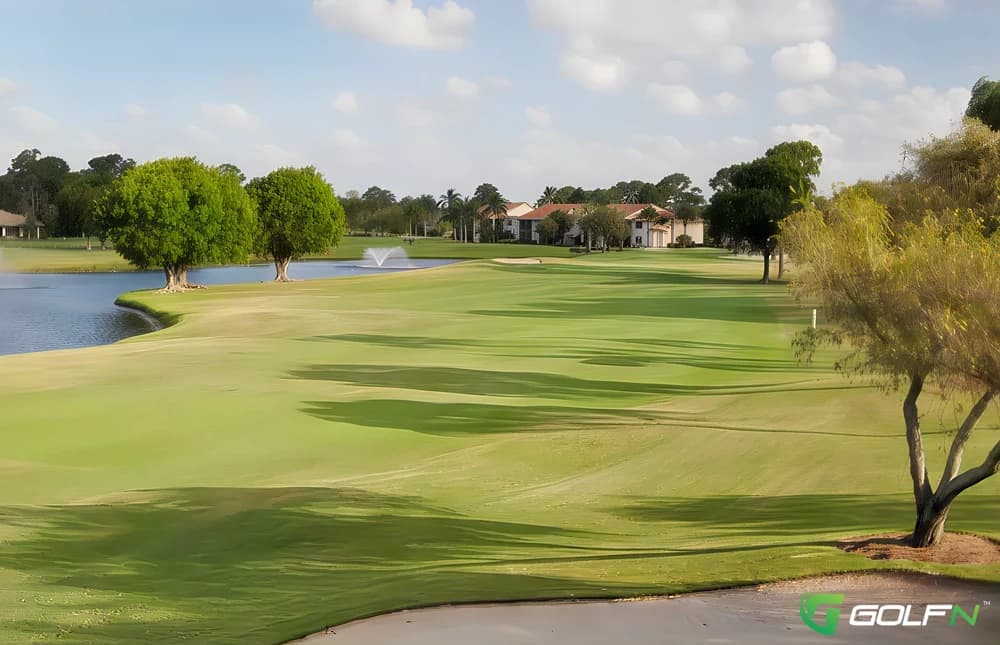 West - Eastpointe Country Club in Palm Beach Gardens, Florida — private, 18-hole golf course, designed by Tom Fazio (1982)