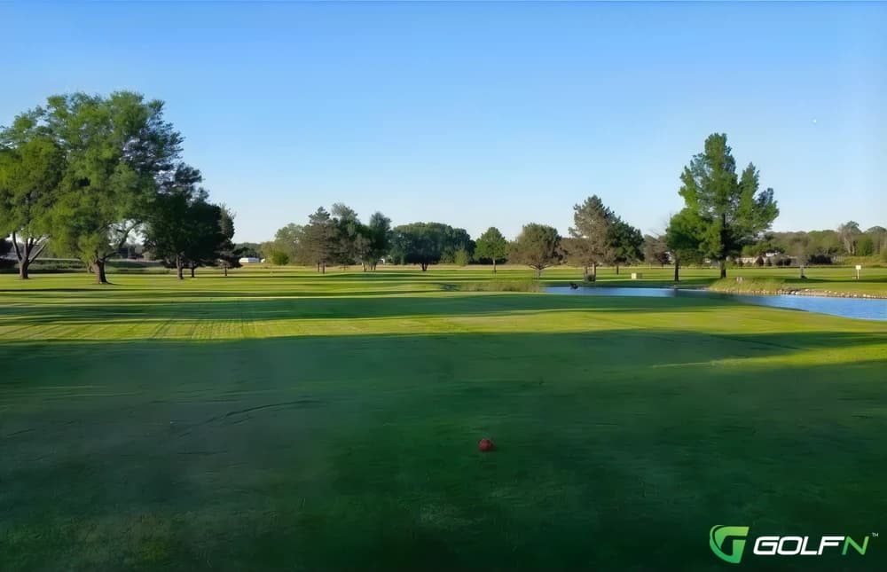 Milts Golf Center in Omaha, Nebraska — public, 9-hole golf course, designed by Mike Ordway