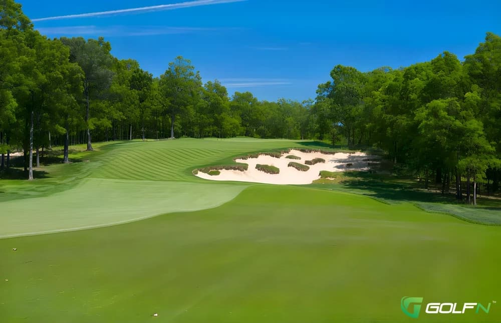 East Hampton Golf Club in East Hampton, New York — private, 18-hole golf course, designed by Bill Coore (2000)