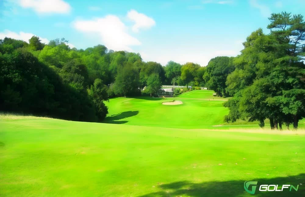 Whiteleaf Golf Club Ltd in Princes Risborough , England — private, 18-hole golf course, designed by H. S. Colt (1907)