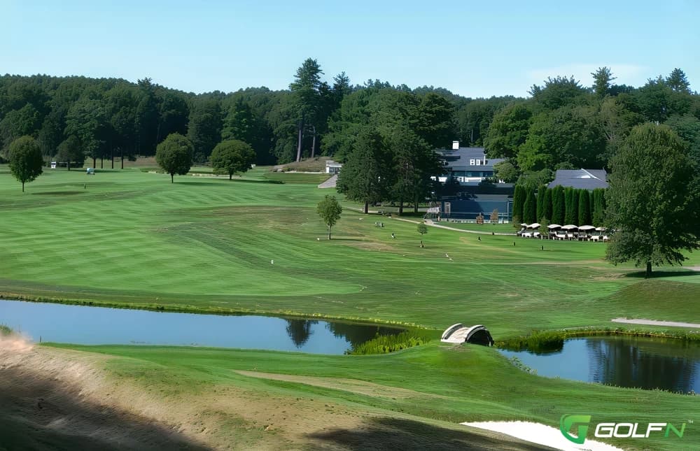 Portumna Golf Club in Portumna, Galway โ private, 18-hole golf course, designed by Donald Ross (1913)