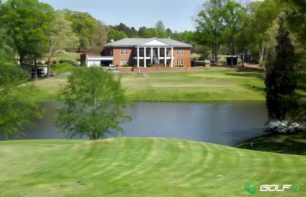 Roxboro Country Club in Roxboro, North Carolina — semi-private, 18-hole golf course, designed by Ellis Maples (1939)