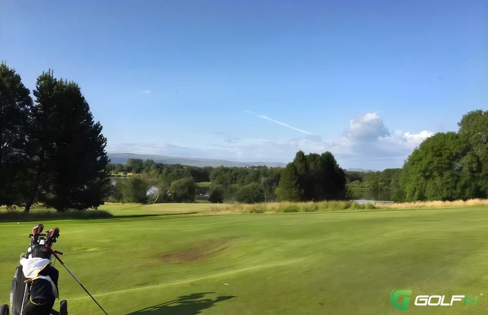 Golf It in Glasgow, Scotland — public, 18-hole golf course