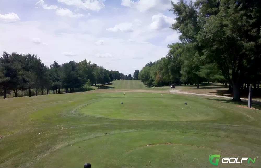 Kewanee Dunes in Kewanee, Illinois — semi-private, 18-hole golf course, designed by William J. Spear