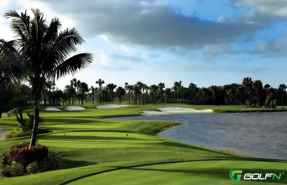 Sailfish Point Golf Club in Stuart, Florida — private, 18-hole golf course, designed by Jack Nicklaus (1981)