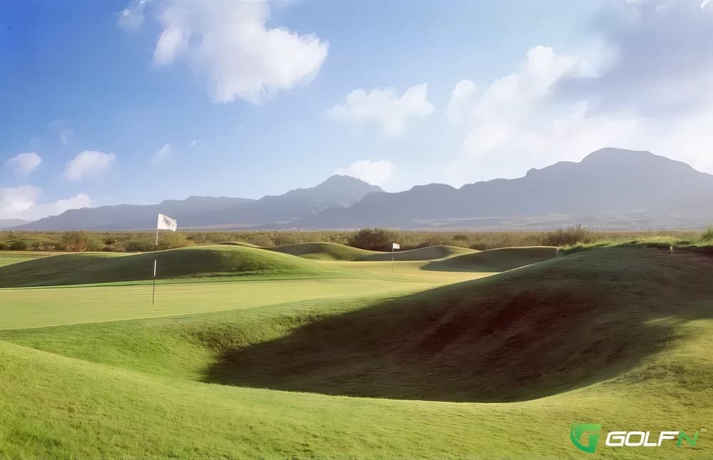 West - Painted Dunes Desert Golf Course in El Paso, Texas — public, 27-hole golf course, designed by Ken Dye (1991)