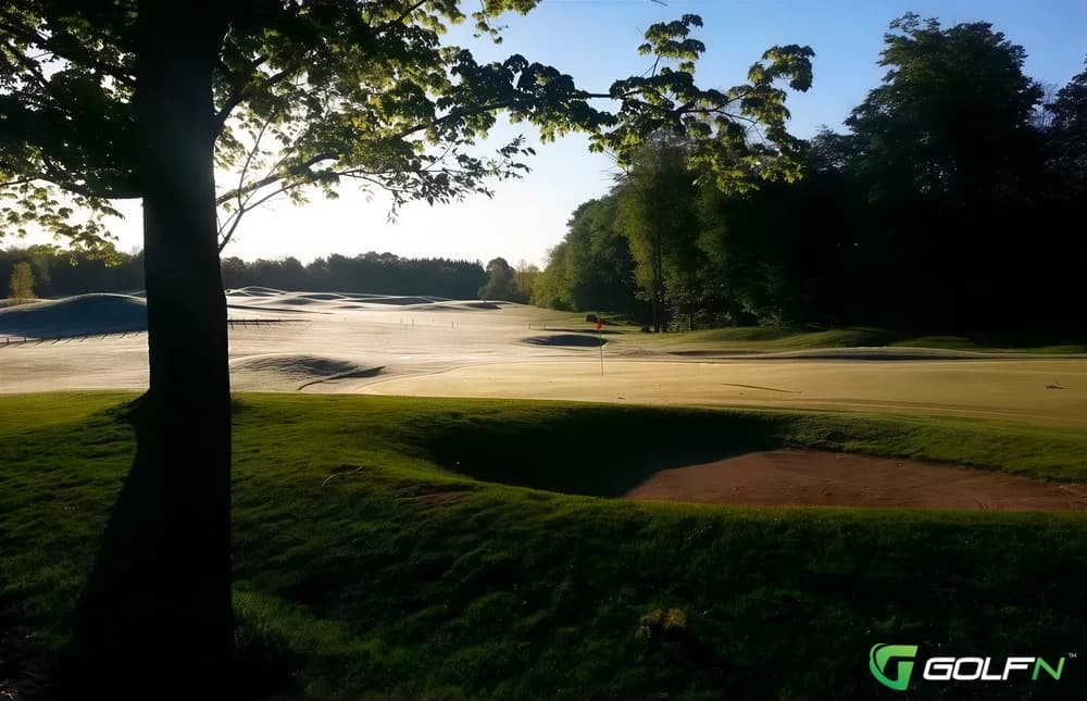 Heritage Hills Golf Club in Barrie, Ontario — public, 18-hole golf course, designed by Rene Muylaert