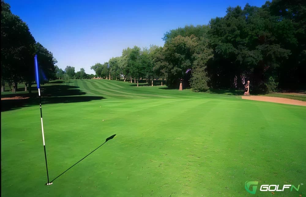 Francis A. Gross Golf Course in Minneapolis, Minnesota — public, 18-hole golf course