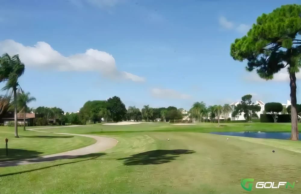 Poinciana Country Club in Lake Worth, Florida — semi-private, 18-hole golf course