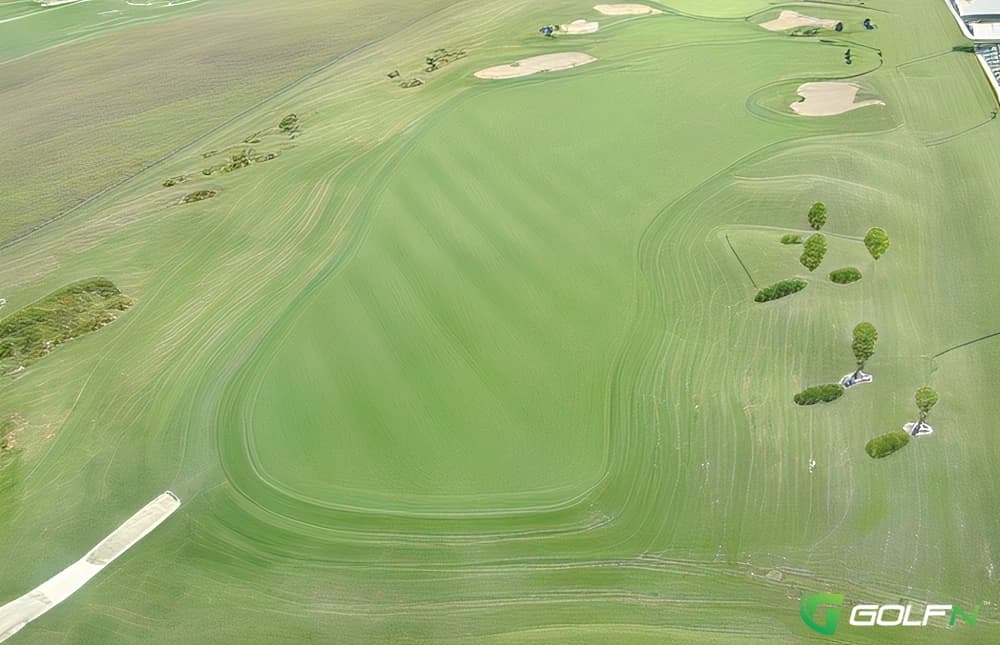 Kestrel Ridge Golf Club in Columbus, Wisconsin — semi-private, 18-hole golf course