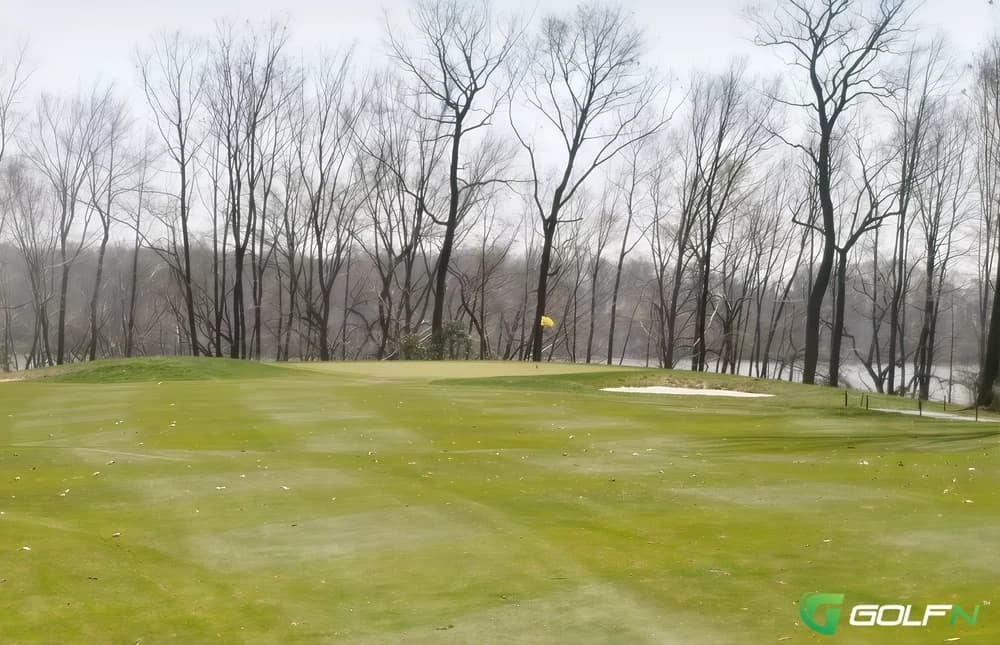 Furnace Bay Golf Course in Perryville, Maryland — public, 18-hole golf course, designed by John Thompson