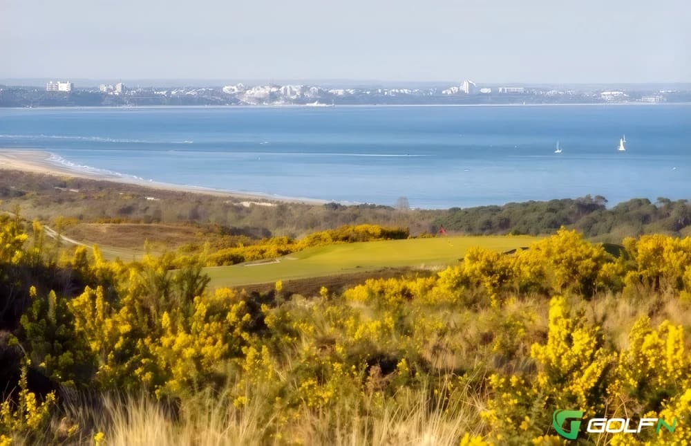 Isle Of Purbeck Golf Club in Swanage, England — semi-private, 18-hole golf course