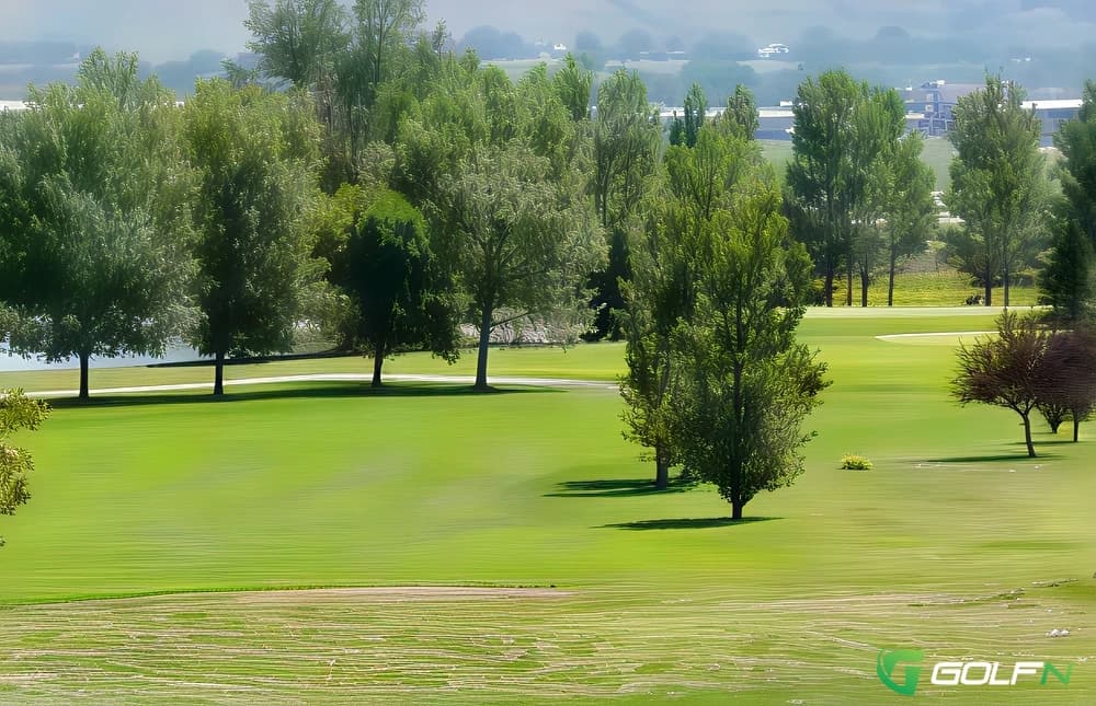 Clewiston Municipal Golf Course in Clewiston, Florida — public, 18-hole golf course, designed by Lane Marshall