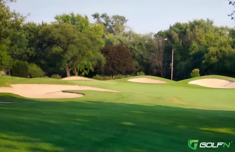 Youche Country Club in Crown Point, Indiana — private, 18-hole golf course, designed by Dick Nugent (1992)