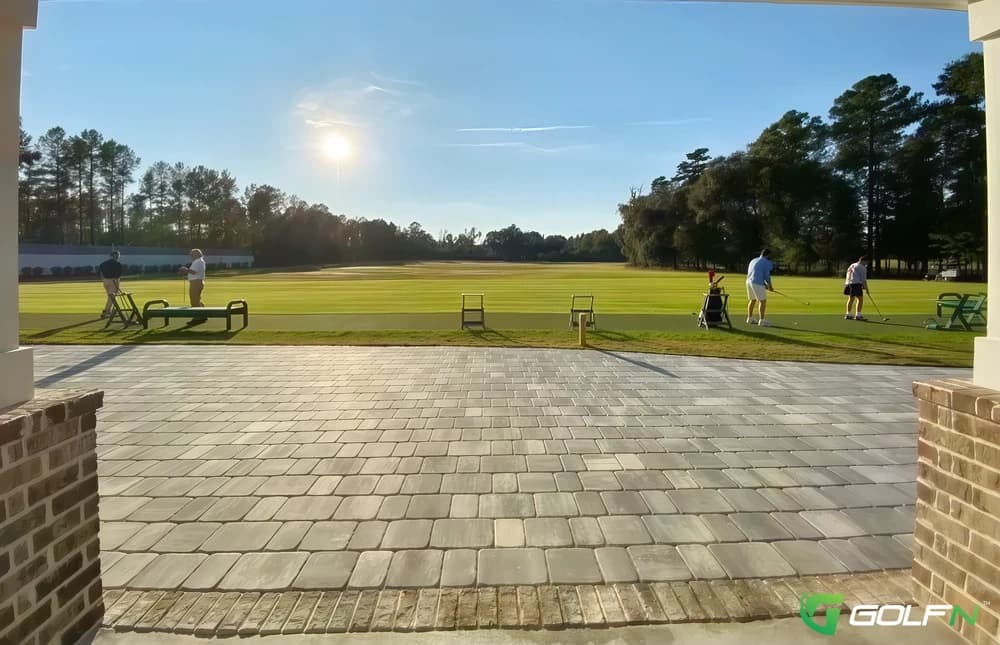 Richmond Hills Golf Course in Richmond Hill, Georgia — semi-private, 18-hole golf course, designed by John Fesperman, Jr