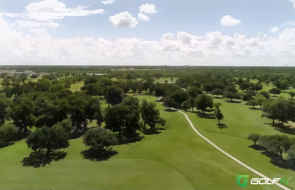 Pc-Riverside Golf Course in Victoria, Texas — 5-hole golf course, designed by Ralph Plummer (1945)