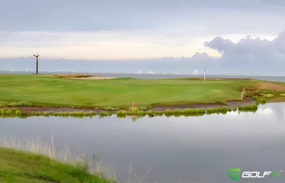 South Padre Island Golf Club in Laguna Vista, Texas — public, 18-hole golf course, designed by Chris Cole