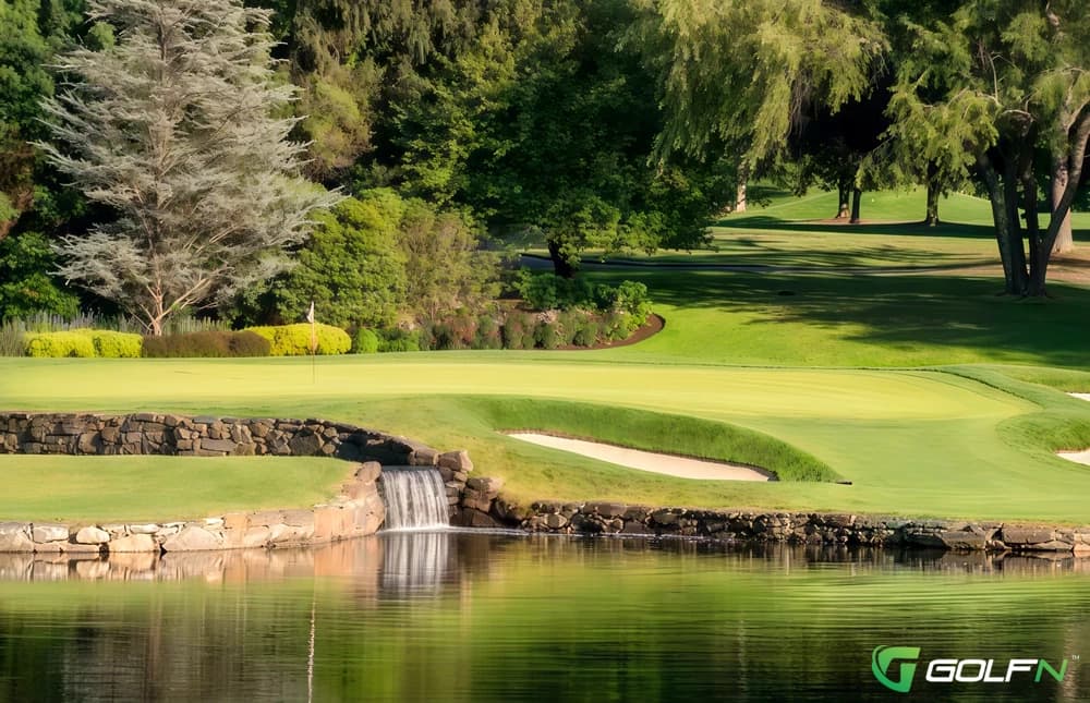 Brae Burn Country Club in Purchase, New York — private, 18-hole golf course, designed by Francis Duane (1964)