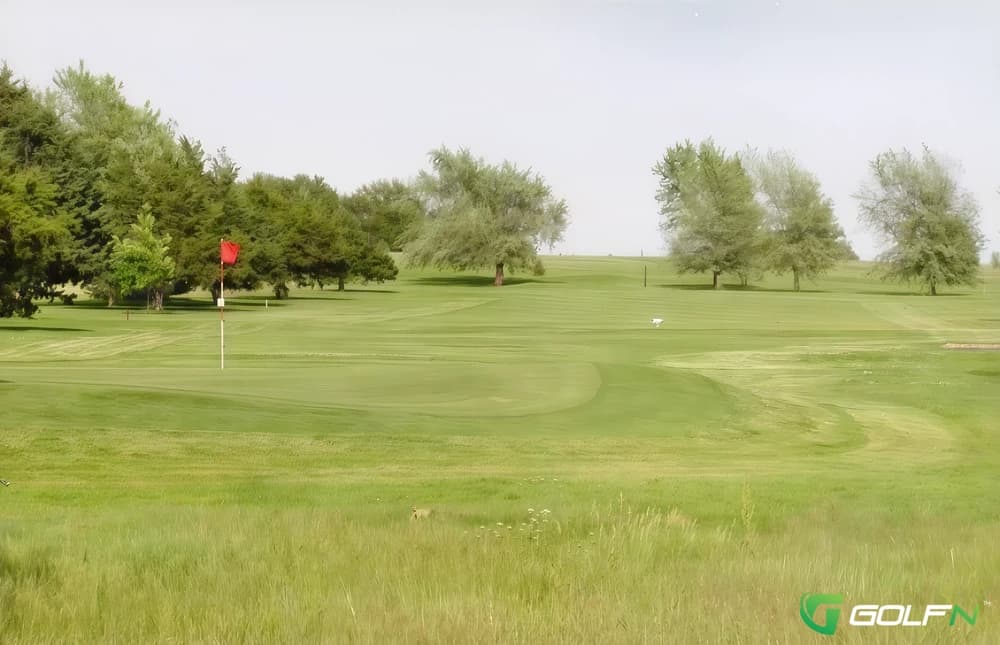 Fairplay Golf Club in Norfolk, Nebraska — public, 18-hole golf course, designed by Marty Johnson