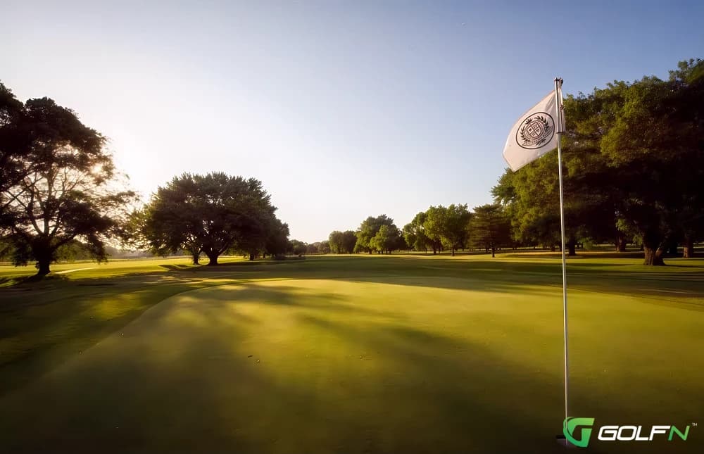 Sunset Valley Country Club in Omaha, Nebraska — private, 18-hole golf course