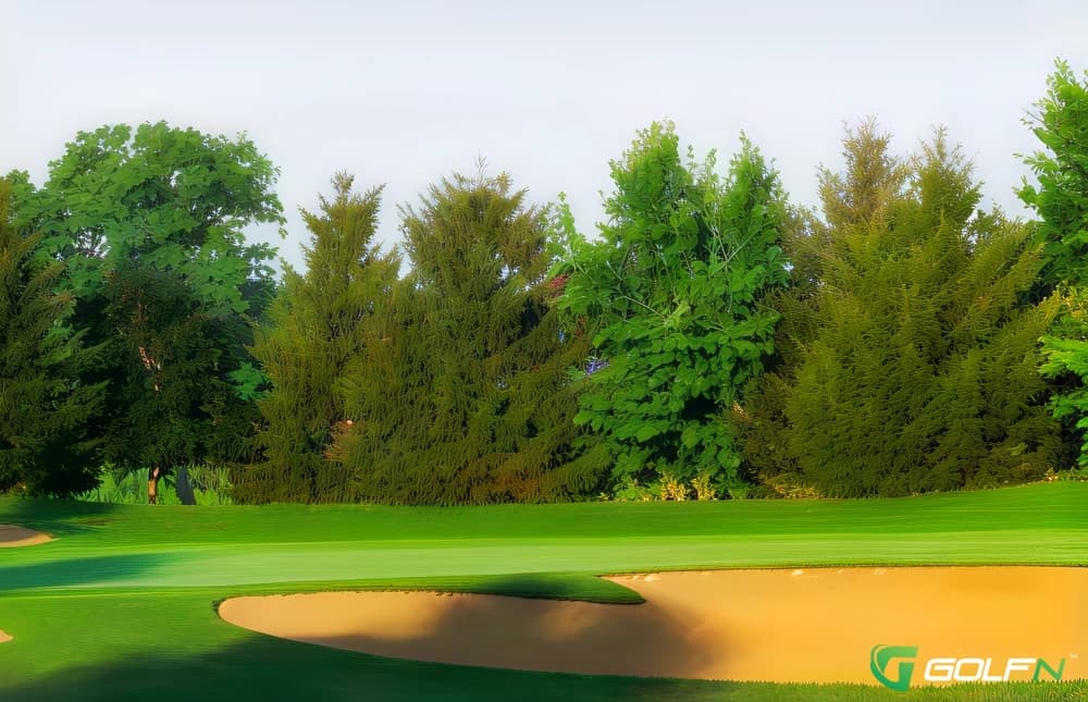 Highland - River Club Of Mequon in Mequon, Wisconsin — private, 27-hole golf course, designed by David Gill (1963)